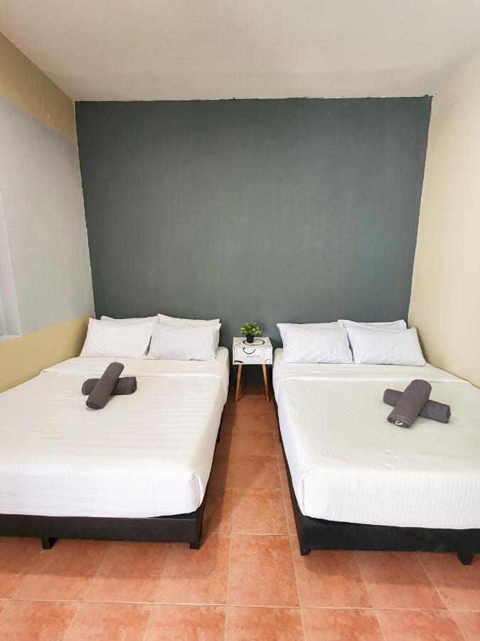 Gurney Coast Guest House By Sky Hive George Town Eksteriør billede