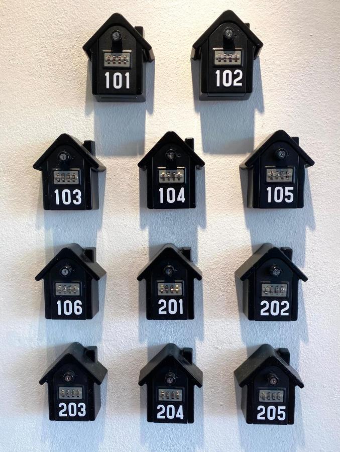 Gurney Coast Guest House By Sky Hive George Town Eksteriør billede